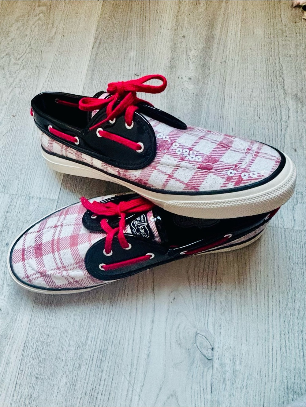 Sperry Topsider Pink Plaid Sneakers/Boat Shoes with Black Trim and Red Laces-9.5